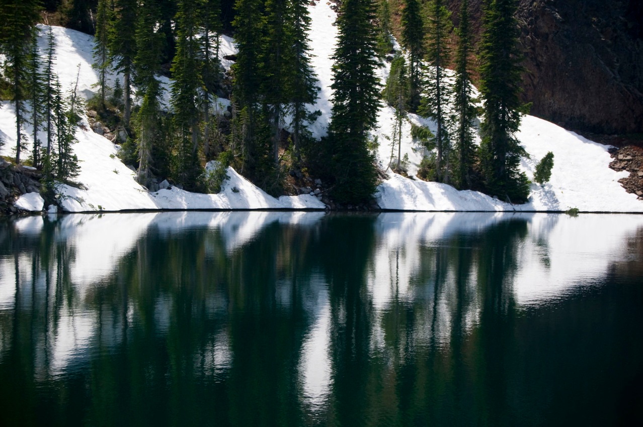 DEQ: Rogue Valley Cover